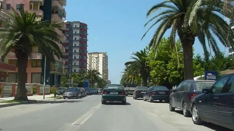 Buy weed easily in Lushnjë