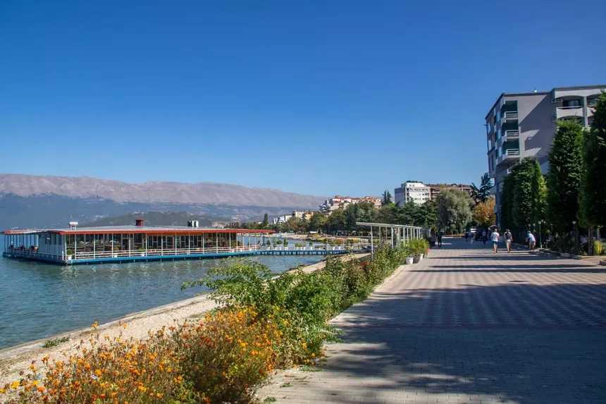 How to buy marijuana in Pogradec